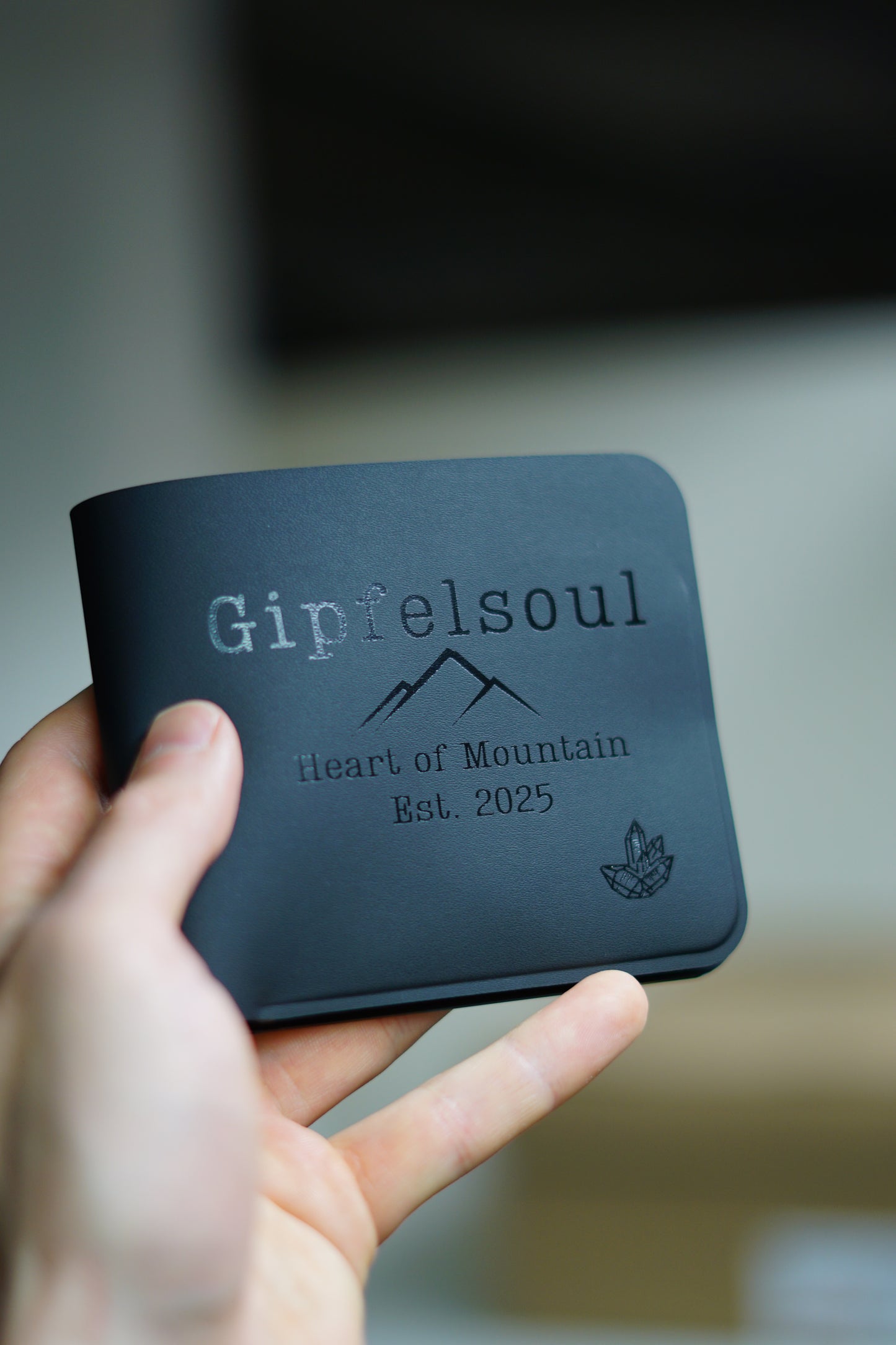 Gipfelsoul Wallet Large  für bis zu 9 Karten und Bargeld und Münzen.....