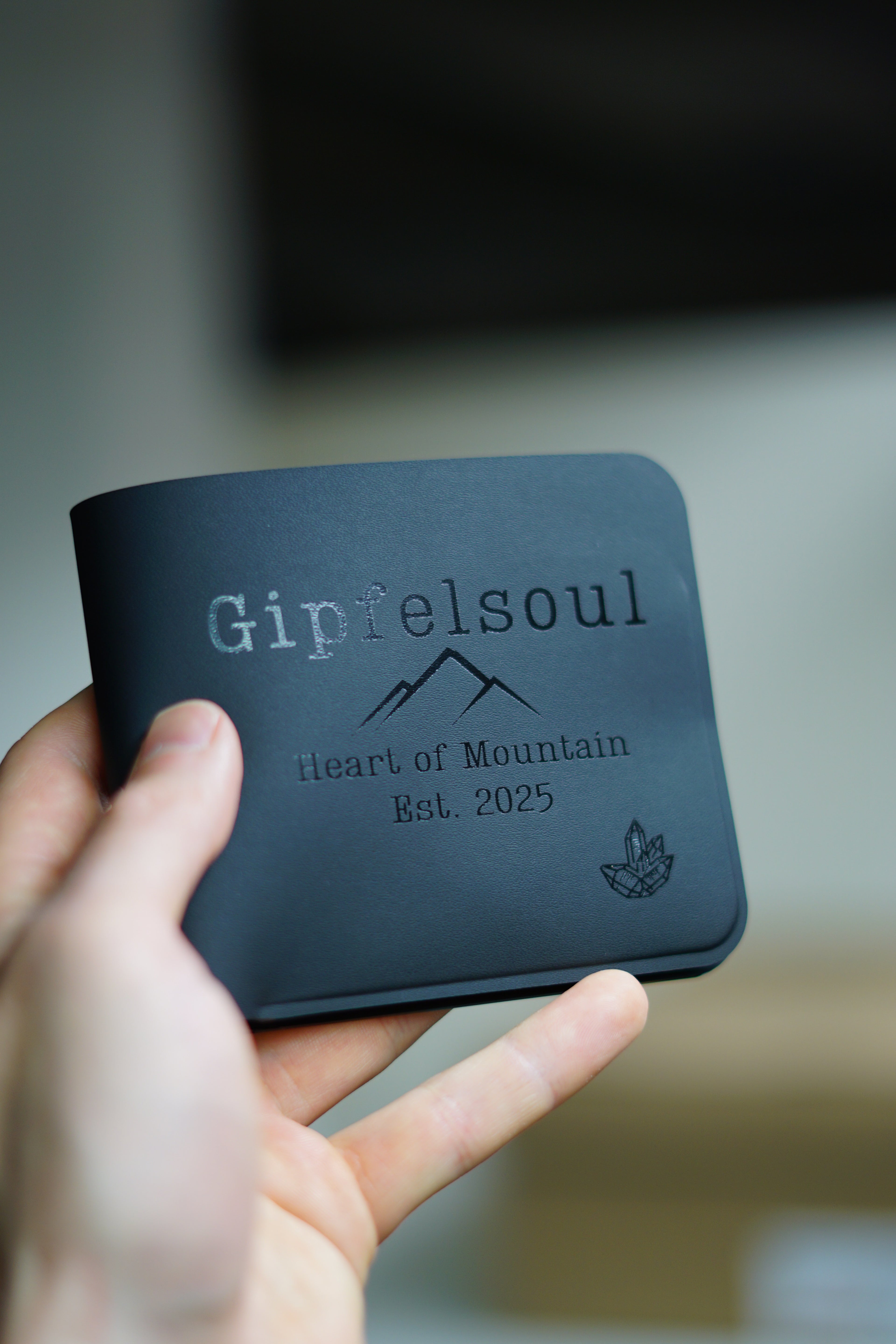 Gipfelsoul Wallet Large  für bis zu 9 Karten und Bargeld und Münzen.....