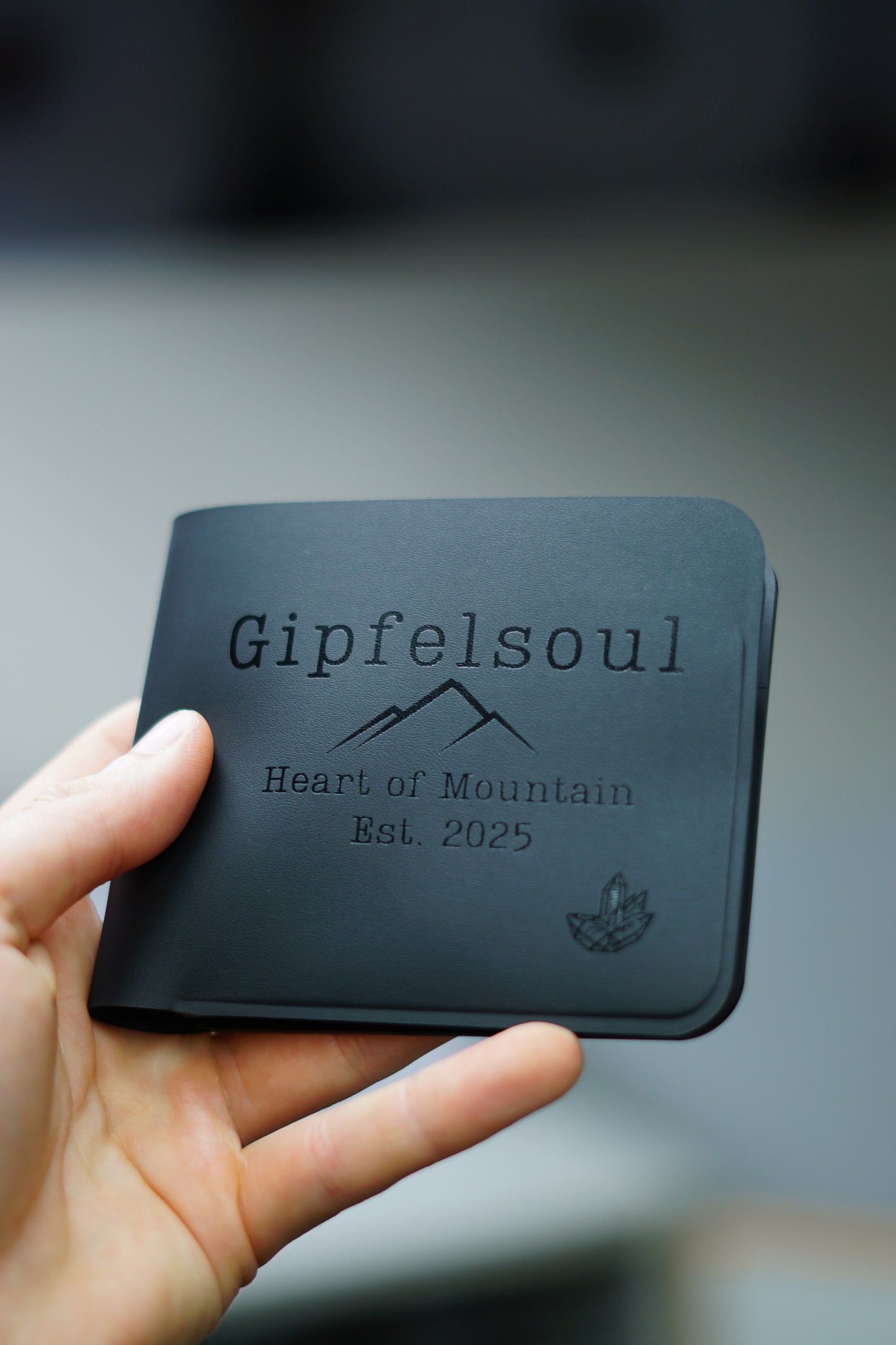 Gipfelsoul Wallet Large  für bis zu 9 Karten und Bargeld und Münzen.....